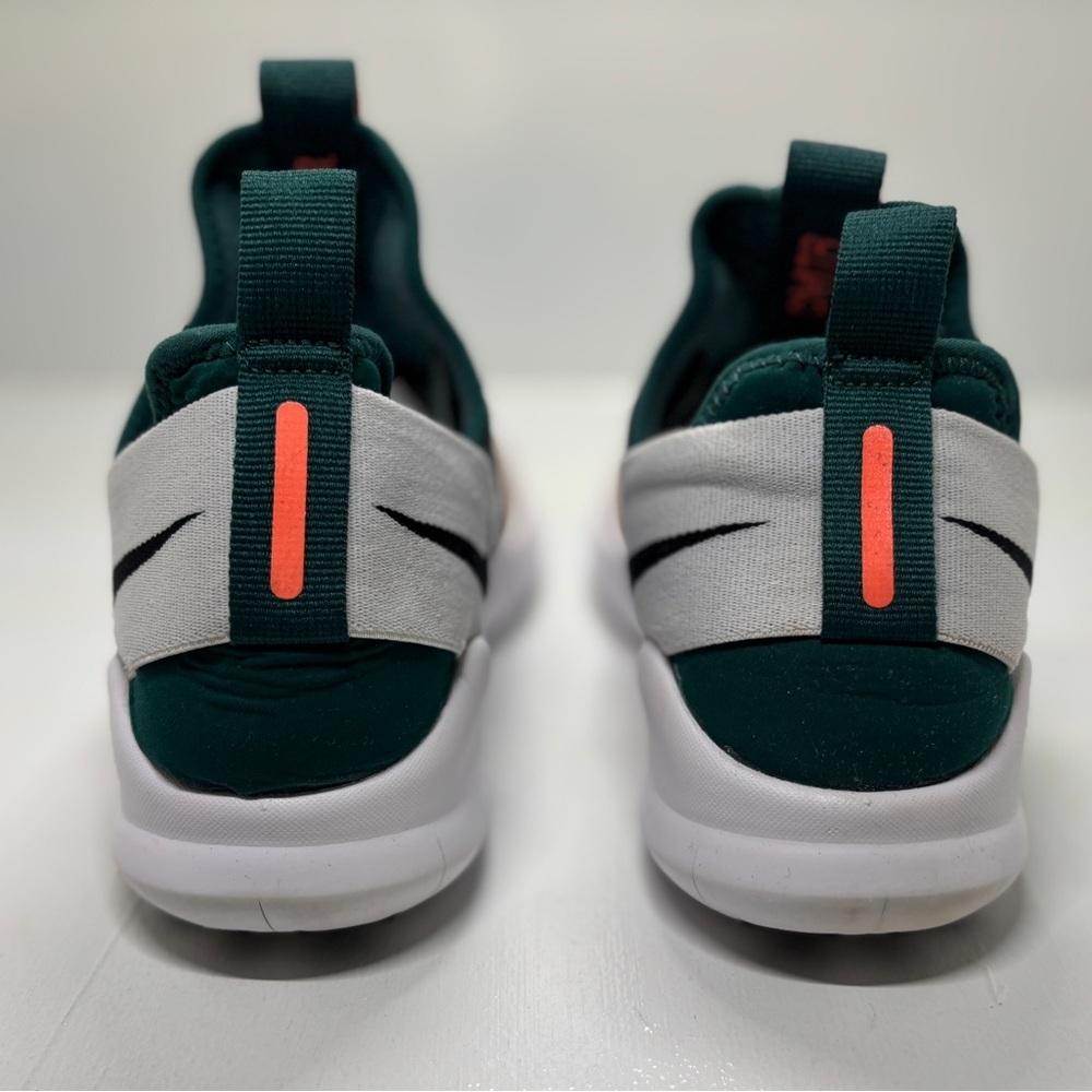 Nike Free RN CMTR 18 Varsity in the Rainforest/Black men’s size 9 - Picture 6 of 10